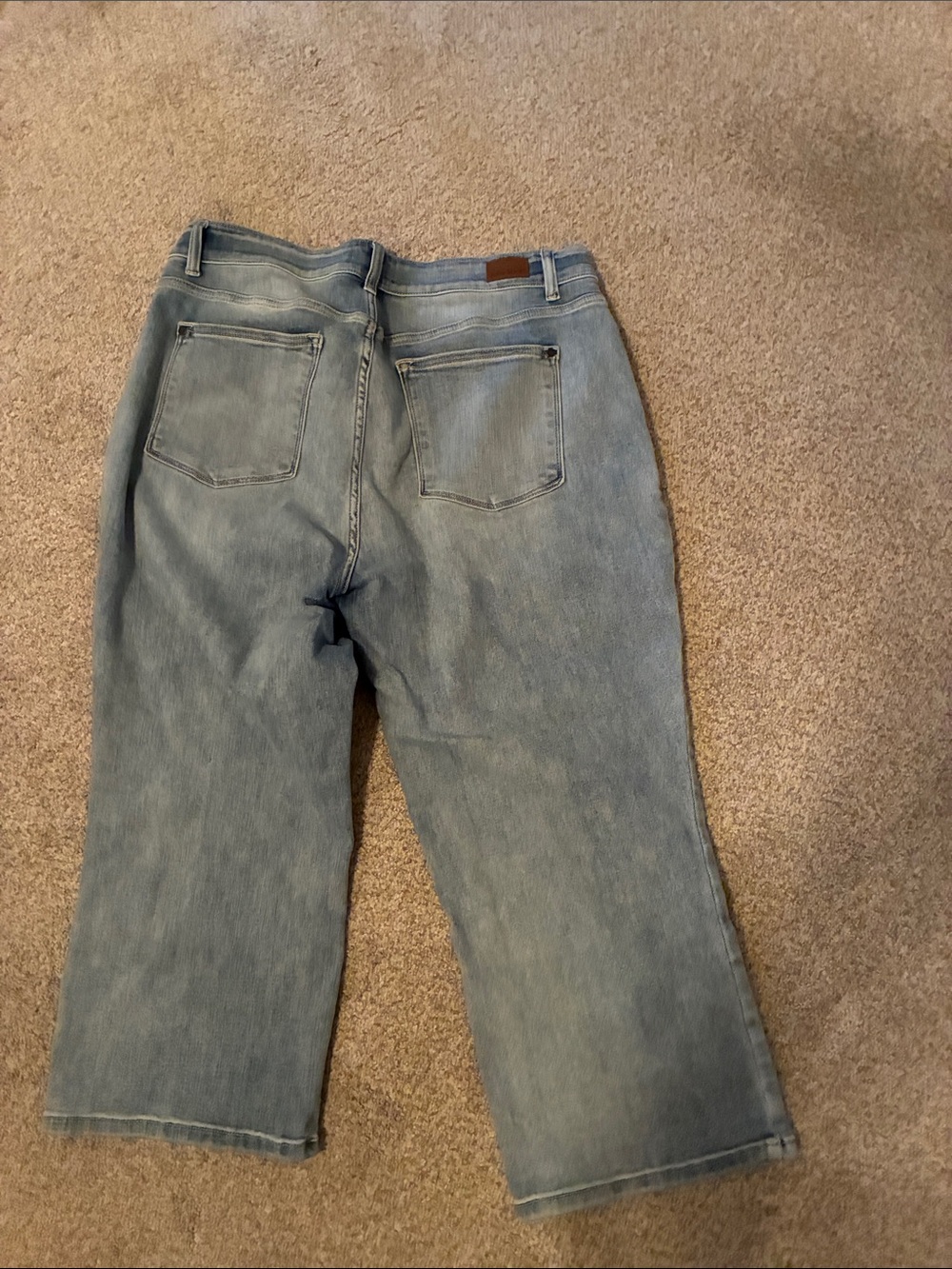 Judy Blue Light Blue High-Rise Cropped Button-Fly Jeans - Picture 3 of 4